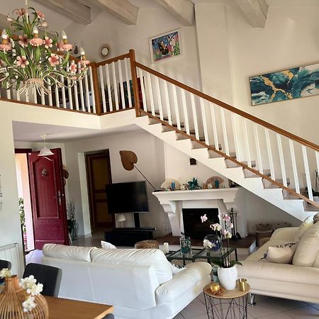 Charmante Villa Familiale Ванс Экстерьер фото